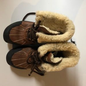 UGG Australia gore Tex sheepskin boot